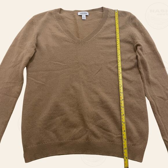 Nordstrom S Cashmere V-Neck Sweater | Soft Tan Beige, Classic, Minimalist - Picture 7 of 8